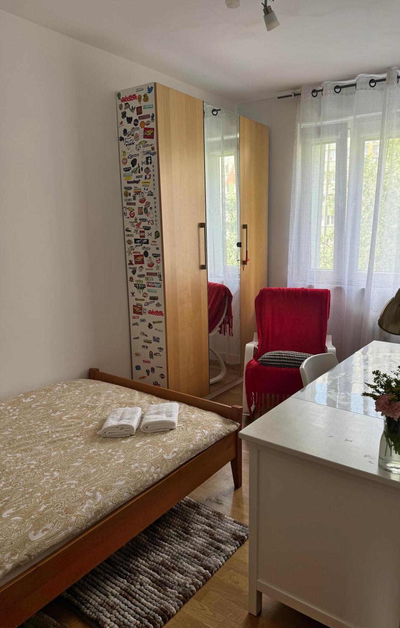 Mieszkanie 3 Pokojowe Dla Rodzin, Z Zabawkami, W Centrum Blisko Aquaparku Wroclaw Bagian luar foto